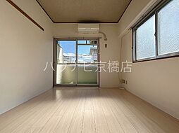 京阪本線 京橋駅 徒歩8分の賃貸マンション 4階1Kのリビング/ダイニング