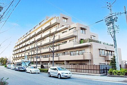 ◇自由ヶ丘駅徒歩約13分◇敷地内駐車場継承可◇小型犬・猫飼育可能
