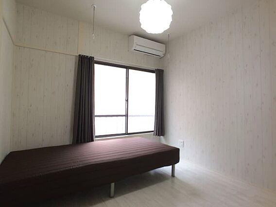 １階：２０１８...