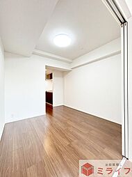 リアライズ南巽 8階1LDKのリビング/ダイニング