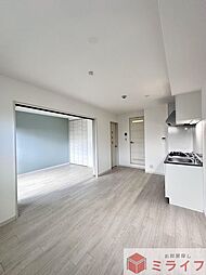 セレニティ加美南A棟 1階1LDKのリビング/ダイニング