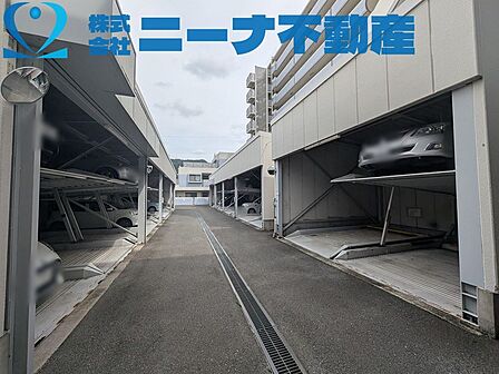 駐車場権利付き（月額10000円）