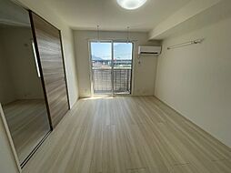 ドゥ・マリアージュIII 202 2階2LDKのリビング/ダイニング