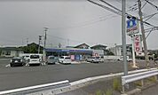 ローソン やはたのぶ店（881m）