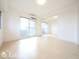 名古屋市営名城線 東別院駅 徒歩7分の賃貸マンション 10階3LDKのリビング/ダイニング