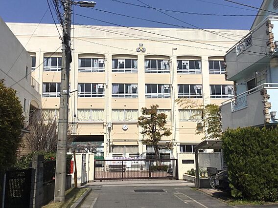 川崎市立西高津...