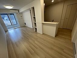 メゾンドグレースEAST1 1階1LDKのリビング/ダイニング