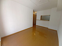 メゾン　ラ・ピニヨンB 1階1LDKのリビング/ダイニング