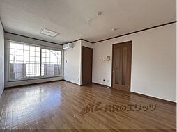 近鉄橿原線 田原本駅 徒歩12分の賃貸アパート 2階2LDKのリビング/ダイニング