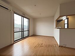 ヴィラージュ 201 2階1LDKのリビング/ダイニング