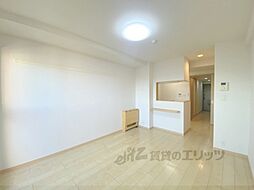 JR和歌山線 高田駅 徒歩7分の賃貸マンション 4階ワンルームのリビング/ダイニング