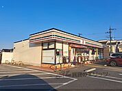 セブンイレブン　桜井粟殿店まで400メートル