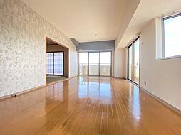 エクセレンス志賀本通 1001 10階3LDKのリビング/ダイニング