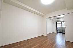 都営大江戸線 飯田橋駅 徒歩14分の賃貸マンション 1階1LDKのリビング/ダイニング