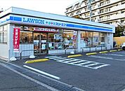 ローソン・スリーエフ川崎南部市場前店 351m