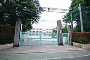 大原小学校 568m