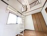 室内：2階洋室約6.0帖（ロフト付き）