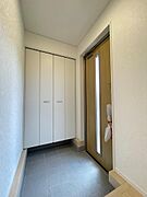 玄関収納がございます。
