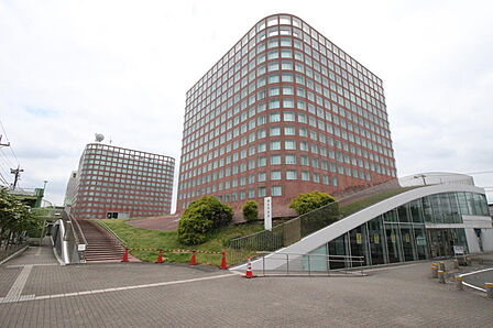 福生市役所まで徒歩約10分(約750M)