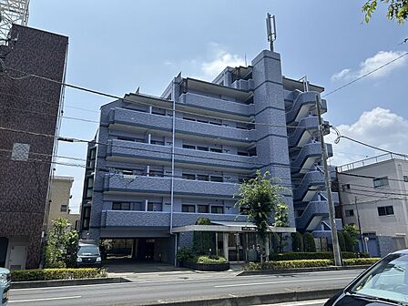 小・中学校や幼稚園も近く教育環境も整っているので、子育て世帯にも最適です♪