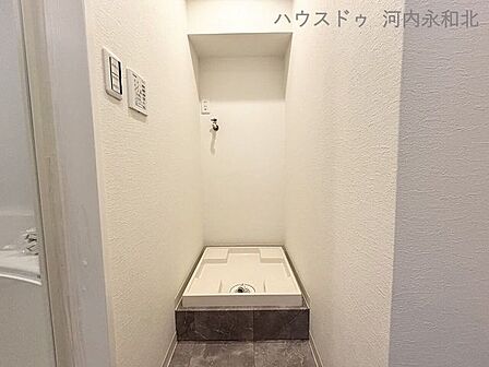 脱衣所スグの好動線！水回りのお手入れがしやすく、毎日の洗濯も快適です。