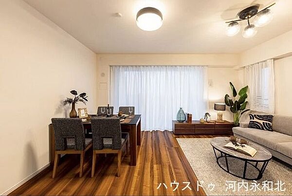 リビング/ダイニングを拡大表示