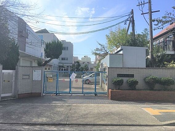 大手小学校 9...