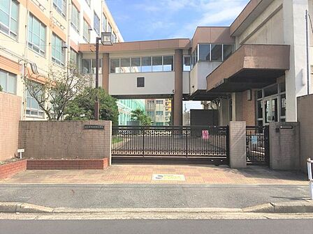 港西小学校 400m
