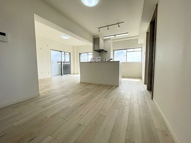 リビング/ダイニング 春日井市鳥居松町4丁目