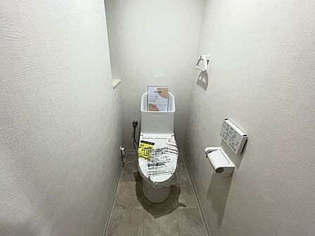 トイレ便座が暖かく、冬でも快適です♪