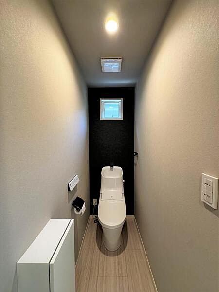 トイレを拡大表示