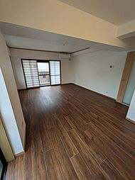 アーバングレイス 201 2階2LDKのリビング/ダイニング