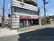 東淀川上新庄郵便局 徒歩10分。 740m