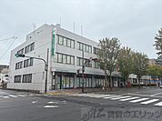 吹田郵便局 徒歩5分。 400m