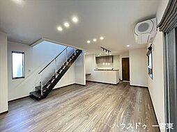 クレアスタウン一宮市馬見塚字長畑:リビング