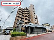 名鉄「木曽川堤」駅から徒歩約12分の立地にある1996年1月築の中古マンションです。9階建ての2階部分になります。