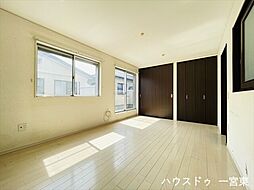 一宮市今伊勢町宮後字北山中：洋室