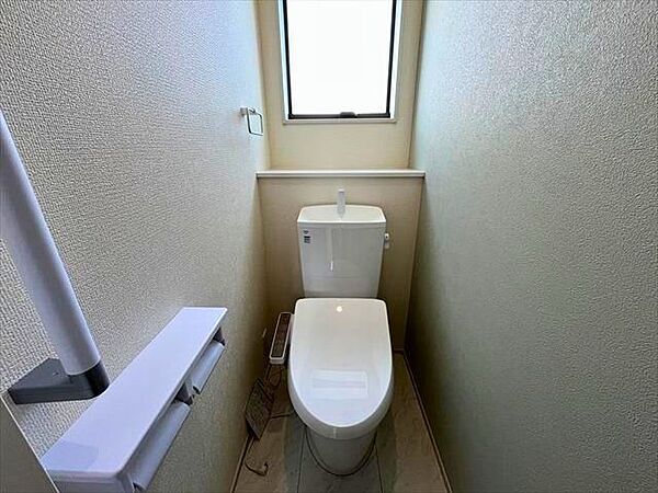 トイレを拡大表示