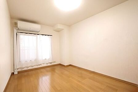 ＊6.1帖洋室＊※写真加工を行っており、写真はイメージです※