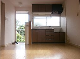 セフィーラ陵　Ａ棟 2階2DKのリビング/ダイニング