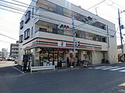セブンイレブン 635m
