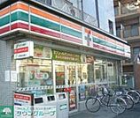 セブンイレブン千住桜木店 徒歩4分。コンビニ 290m