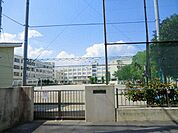 第十中学校 850m