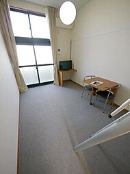 レオパレスバリオクラーロ 201 2階1Kのリビング/ダイニング