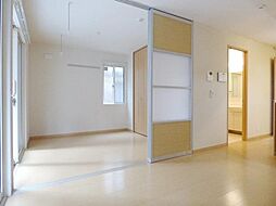 レユシール　イコウ 102 1階2LDKのリビング/ダイニング