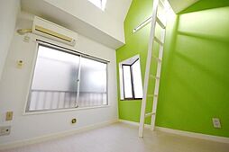 プラザドゥミハル　Ｂ 203 2階ワンルームのリビング/ダイニング