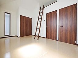 ラフィネ谷塚 202 2階1Kのリビング/ダイニング