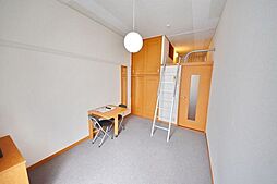 レオパレスけやき 210 2階1Kのリビング/ダイニング