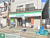 ファミリーマート則武店 徒歩2分。 110m