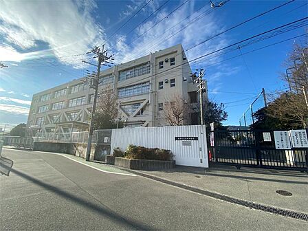島本町立第四小学校(498m)